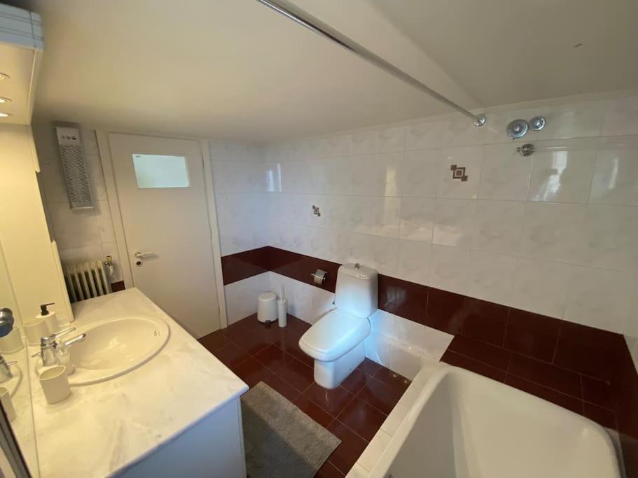 2-Bedroom Apartment In Athina Афіни Екстер'єр фото